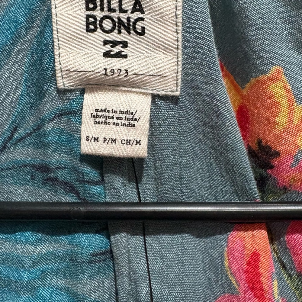 BILLABONG-  WOMENS SIZE S/M Floral Kimono Cardigan NWT‎ - Picture 3 of 4